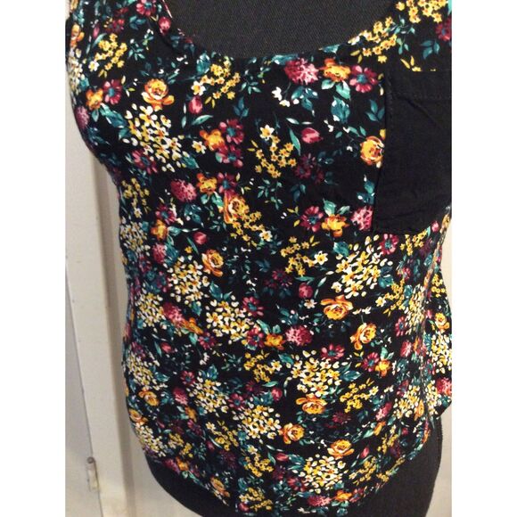 Sleeveless Floral Tank Front Pocket LA Hearts Size Large L Womens - Picture 6 of 6